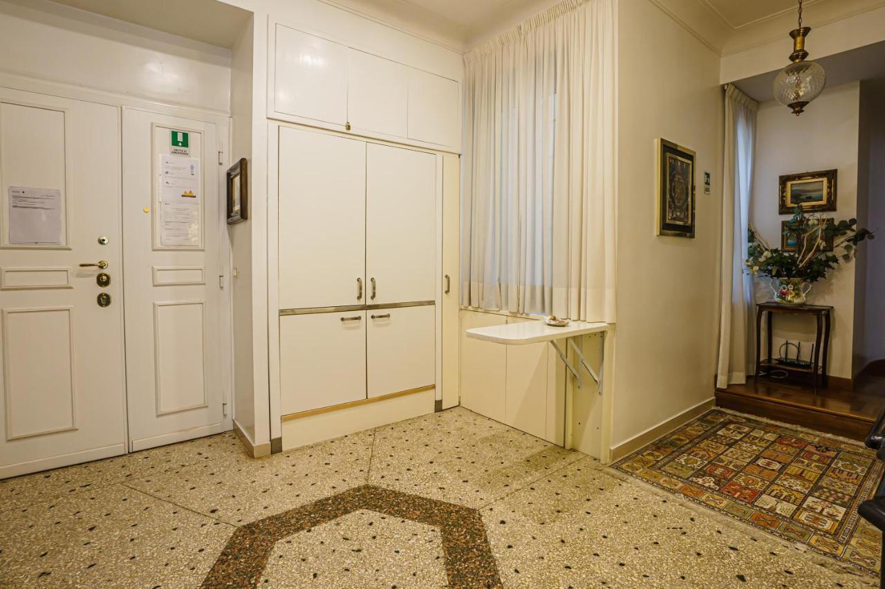 Casa Riz Apartment โรม ภายนอก รูปภาพ
