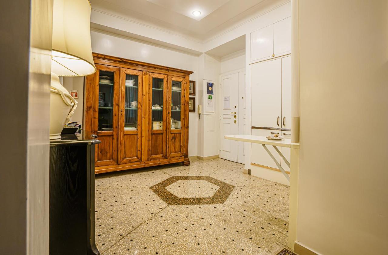 Casa Riz Apartment โรม ภายนอก รูปภาพ