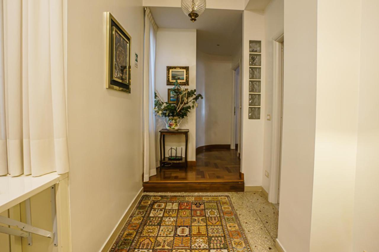 Casa Riz Apartment โรม ภายนอก รูปภาพ