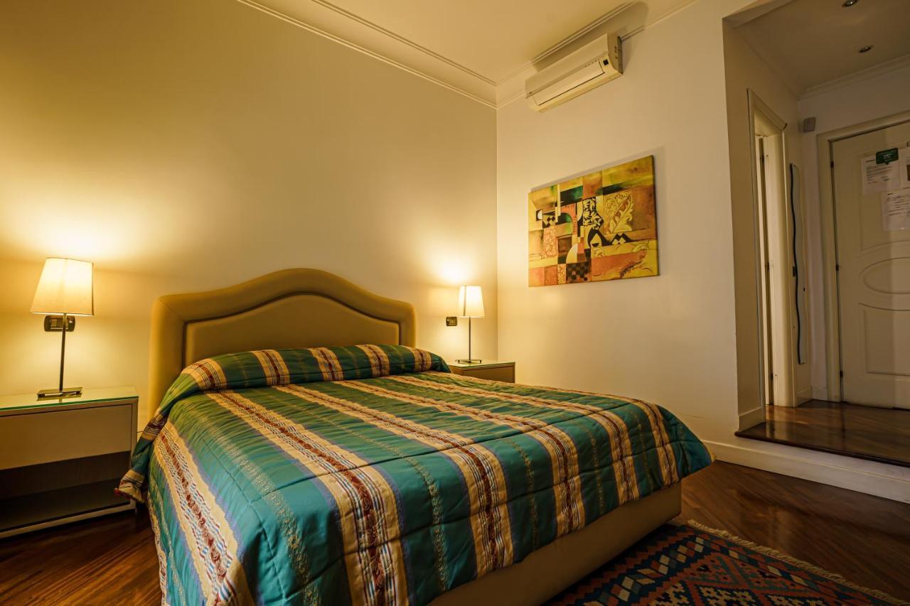 Casa Riz Apartment โรม ภายนอก รูปภาพ